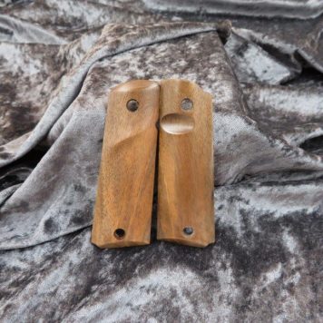 1911 Master's Grips SMOOTH Ready for Immediate Shipping 1911P107