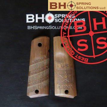 1911 Master's Grips USMC Tribute BHItem17