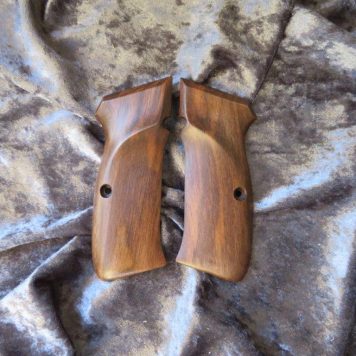 CZ-75 MastersGrips with Thumb Rest Smooth C113 Ready for Immediate Shipping