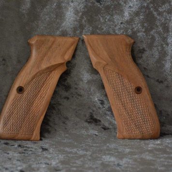 CZ-75 MastersGrips Thumb Rest/CHECKERED AVAILABLE FOR IMMEDIATE SHIPPING CZ0203TRC