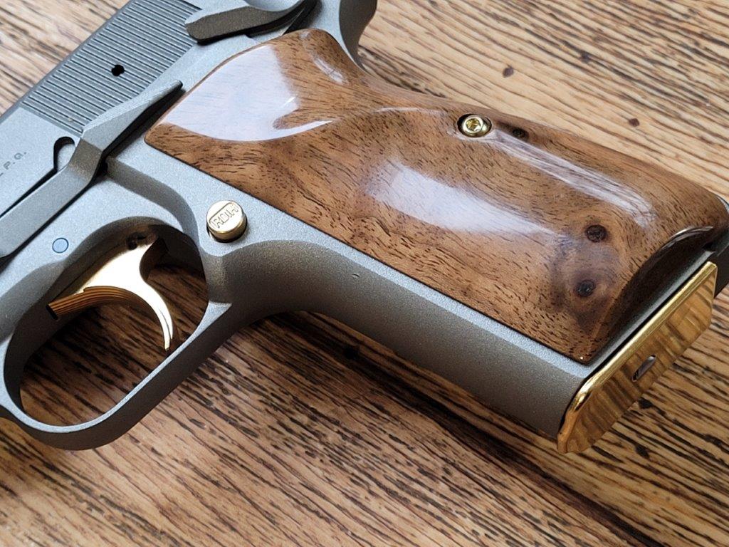 Hi-Power 9mm, 13 rounds, Nickel Magazine with BHGoldplated Baseplate - Image 3