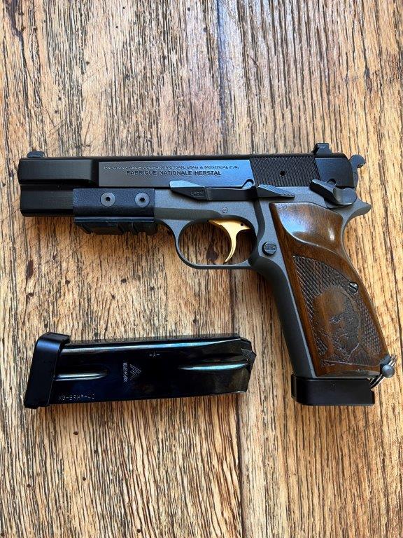 Hi-Power .40S&W, 11 rounds, Blued Magazine - Image 2
