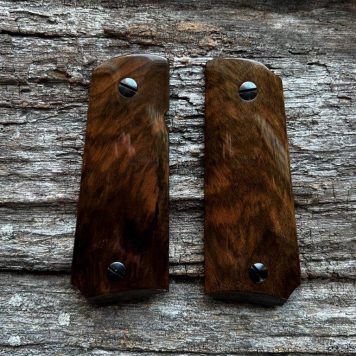 1911 OFFICER'S HEIRLOOM Master's Grips Ready for Immediate Shipping 1911-1147-CH